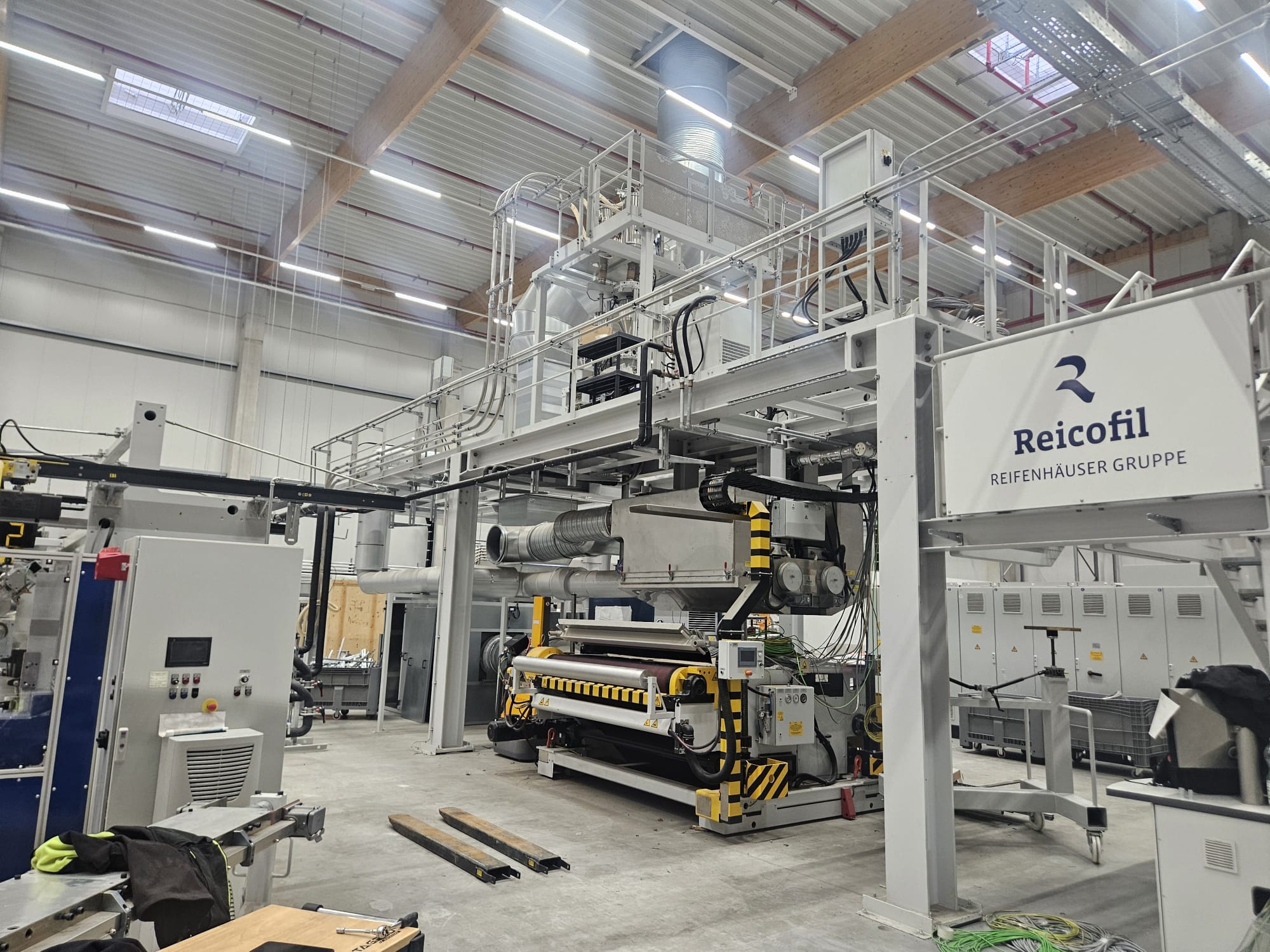 Dismantling of Reicofil MB 1600 line – Poland